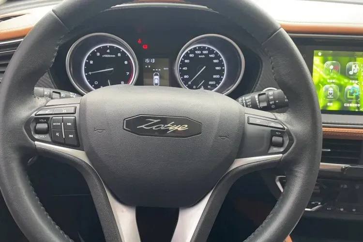 2017 Zotye T300 1.5L 112HP L4 5MT,autocango,china used car exporter,china ev exporter,chinese used car exporter,chinese used ev exporter