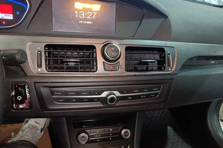 2016 Roewe e550 1.5L 109HP L4 2AT PHEV 12KWH,autocango,china used car exporter,china ev exporter,chinese used car exporter,chinese used ev exporter