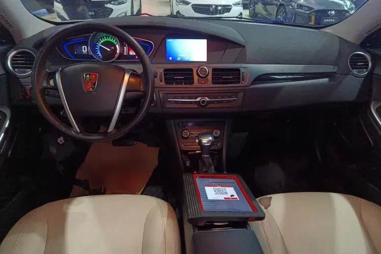 2016 Roewe e550 1.5L 109HP L4 2AT PHEV 12KWH,autocango,china used car exporter,china ev exporter,chinese used car exporter,chinese used ev exporter