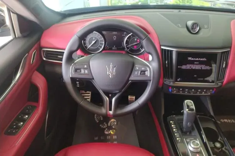 2020 Maserati MC20 3.0T 630HP V6 8DCT,autocango,china used car exporter,china ev exporter,chinese used car exporter,chinese used ev exporter