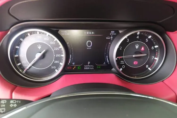 2020 Maserati MC20 3.0T 630HP V6 8DCT,autocango,china used car exporter,china ev exporter,chinese used car exporter,chinese used ev exporter