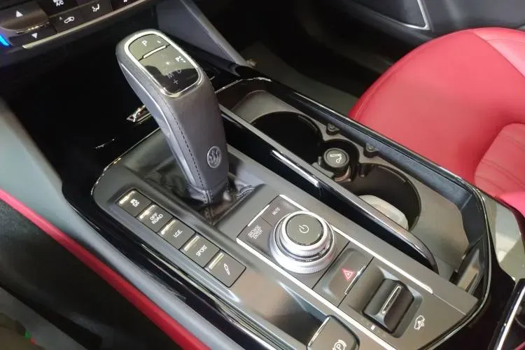 2020 Maserati MC20 3.0T 630HP V6 8DCT,autocango,china used car exporter,china ev exporter,chinese used car exporter,chinese used ev exporter