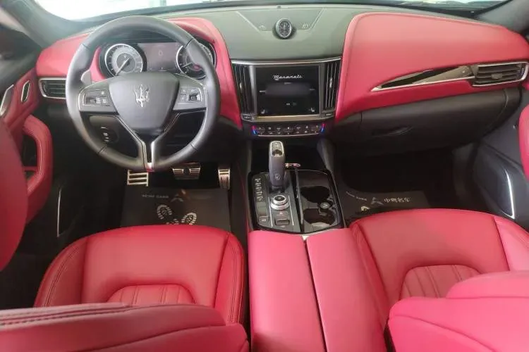 2020 Maserati MC20 3.0T 630HP V6 8DCT,autocango,china used car exporter,china ev exporter,chinese used car exporter,chinese used ev exporter