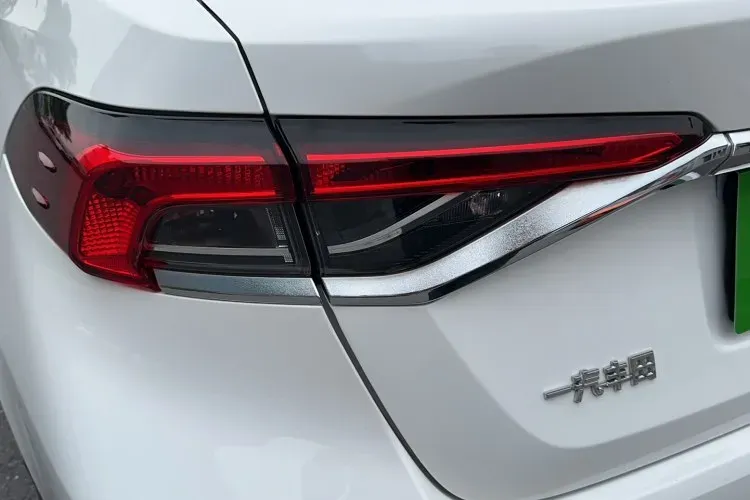 2021 Toyota Corolla 1.2T 116HP L4 CVT,autocango,china used car exporter,china ev exporter,chinese used car exporter,chinese used ev exporter