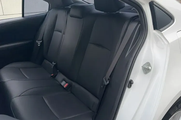 2021 Toyota Corolla 1.2T 116HP L4 CVT,autocango,china used car exporter,china ev exporter,chinese used car exporter,chinese used ev exporter