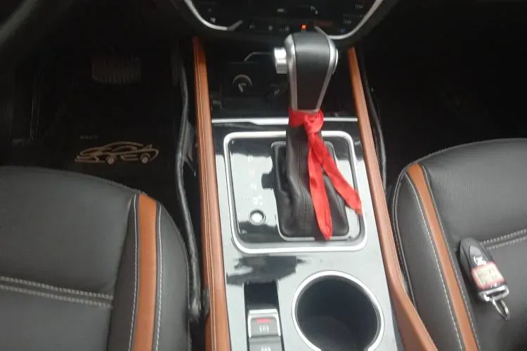 2017 Zotye T300 1.5T 144HP L4 CVT,autocango,china used car exporter,china ev exporter,chinese used car exporter,chinese used ev exporter