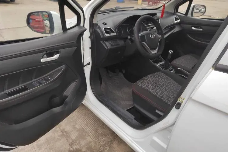 2016 Enranger 727 1.5L 112HP L4 5MT,autocango,china used car exporter,china ev exporter,chinese used car exporter,chinese used ev exporter