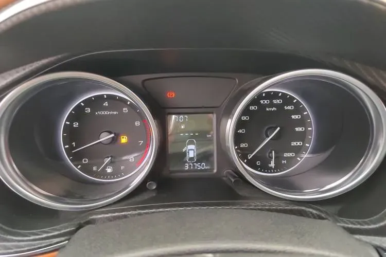 2017 Zotye T300 1.5L 112HP L4 5MT,autocango,china used car exporter,china ev exporter,chinese used car exporter,chinese used ev exporter