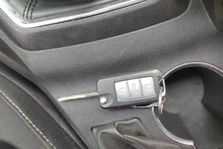 2017 Zotye T300 1.5L 112HP L4 5MT,autocango,china used car exporter,china ev exporter,chinese used car exporter,chinese used ev exporter