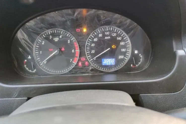 2017 BAIC WeiWang M20 1.5L 116HP L4 5MT,autocango,china used car exporter,china ev exporter,chinese used car exporter,chinese used ev exporter