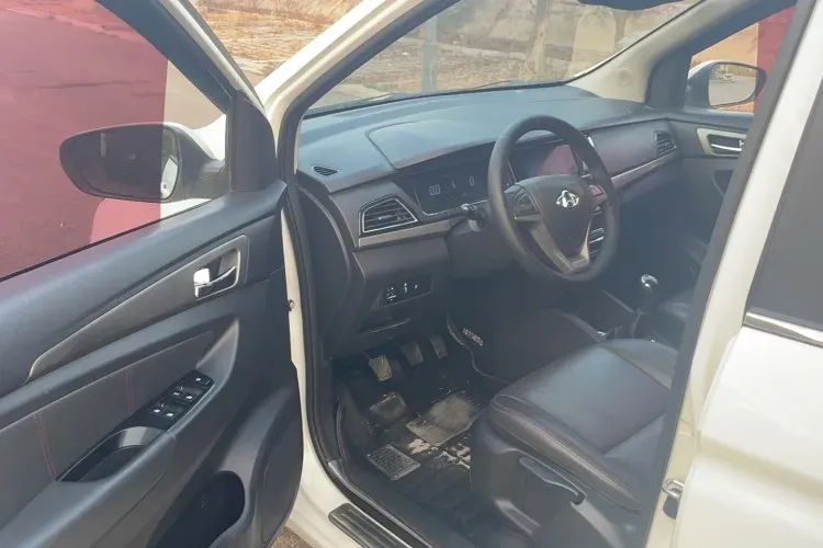 2017 ChangAn Kaicene A600 1.5L 114HP L4 5MT,autocango,china used car exporter,china ev exporter,chinese used car exporter,chinese used ev exporter