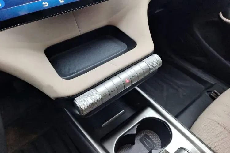 2023 BYD Dolphin BEV 44.928KWH,autocango,china used car exporter,china ev exporter,chinese used car exporter,chinese used ev exporter