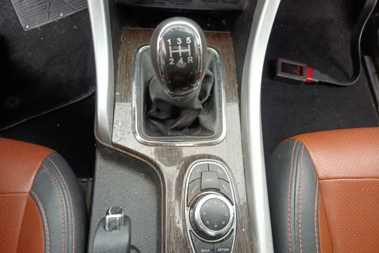 2016 BAIC Hyosow S3 1.5L 113HP L4 5MT,autocango,china used car exporter,china ev exporter,chinese used car exporter,chinese used ev exporter