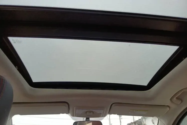 2016 BAIC Hyosow S3 1.5L 113HP L4 5MT,autocango,china used car exporter,china ev exporter,chinese used car exporter,chinese used ev exporter