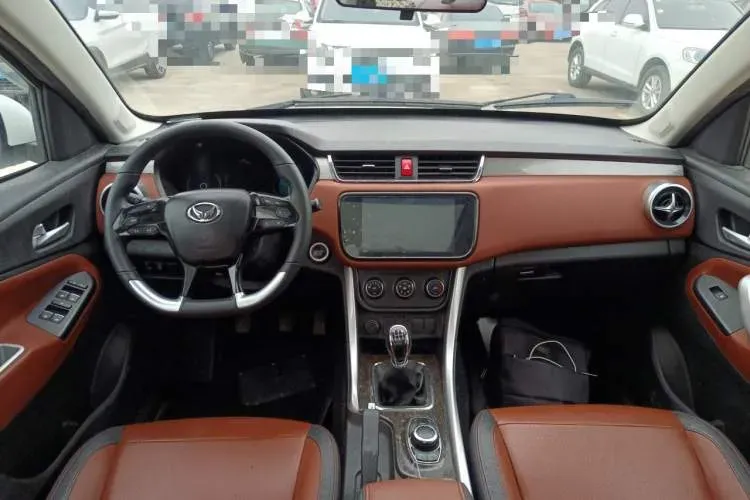 2016 BAIC Hyosow S3 1.5L 113HP L4 5MT,autocango,china used car exporter,china ev exporter,chinese used car exporter,chinese used ev exporter