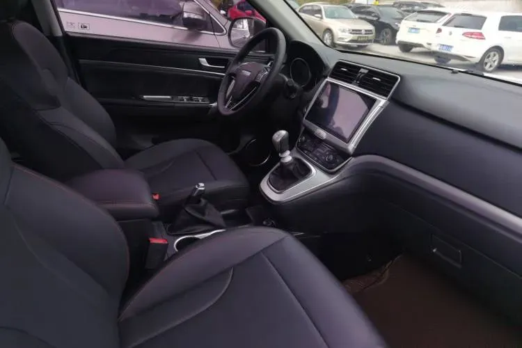 2019 Haval M6 1.5T 150HP L4 6MT,autocango,china used car exporter,china ev exporter,chinese used car exporter,chinese used ev exporter