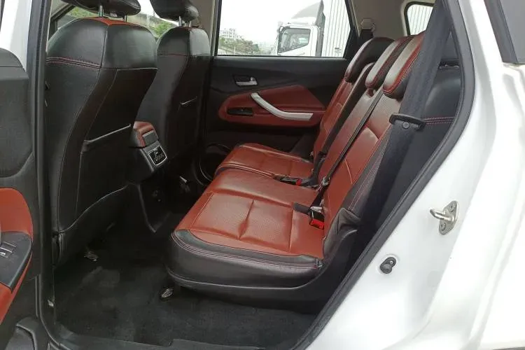 2016 BAIC Hyosow S3 1.5L 113HP L4 5MT,autocango,china used car exporter,china ev exporter,chinese used car exporter,chinese used ev exporter