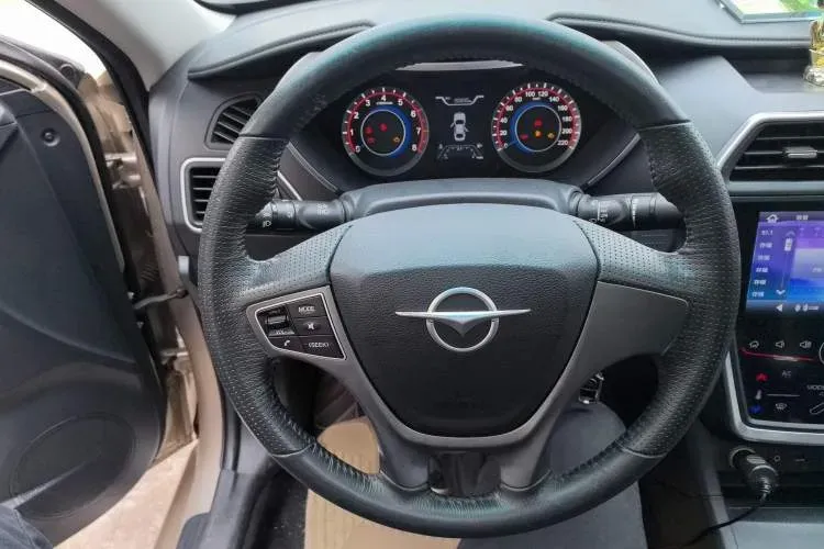 2017 HaiMa Family 1.6L 125HP L4 6MT,autocango,china used car exporter,china ev exporter,chinese used car exporter,chinese used ev exporter