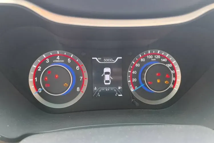 2017 HaiMa Family 1.6L 125HP L4 6MT,autocango,china used car exporter,china ev exporter,chinese used car exporter,chinese used ev exporter