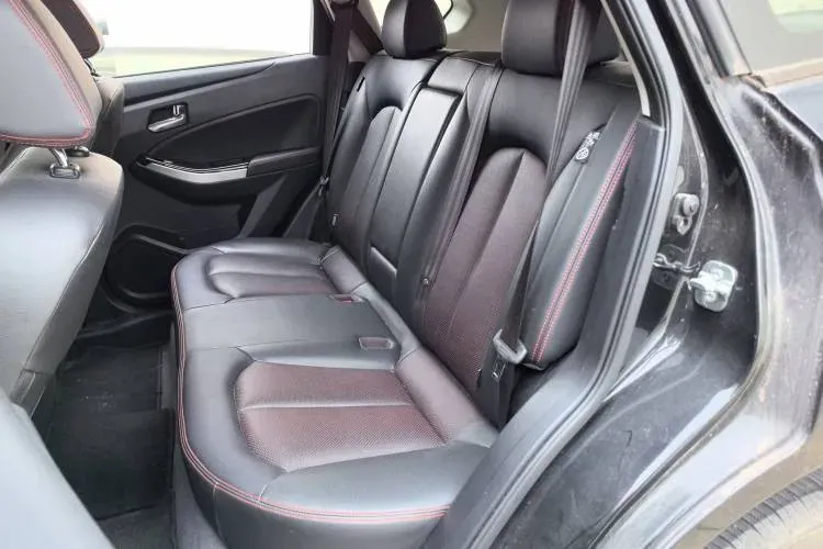 2019 Venucia T70 2.0L 144HP L4 CVT,autocango,china used car exporter,china ev exporter,chinese used car exporter,chinese used ev exporter