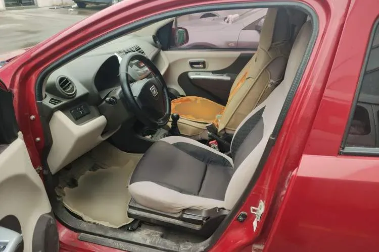 2013 Zotye Z100 1.0L 68HP L3 5MT,autocango,china used car exporter,china ev exporter,chinese used car exporter,chinese used ev exporter