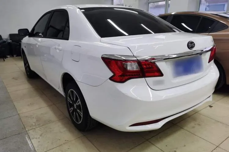 2020 BYD F3 1.5L 109HP L4 5MT,autocango,china used car exporter,china ev exporter,chinese used car exporter,chinese used ev exporter
