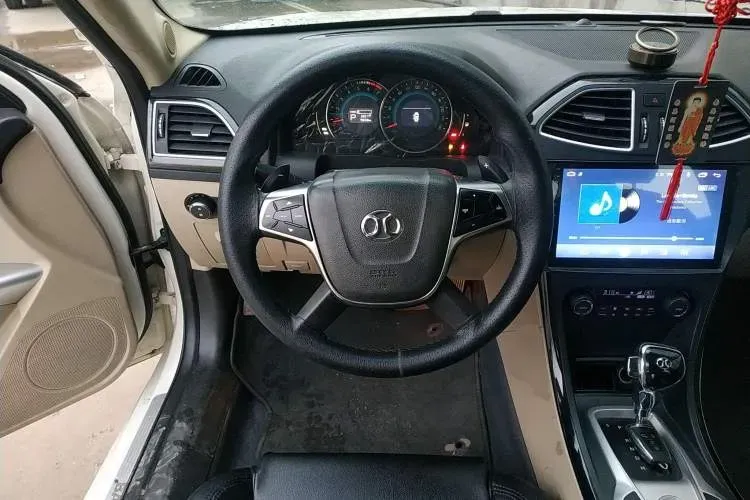 2013 BeiJing Auto Senova D70 2.0T 204HP L4 5AT,autocango,china used car exporter,china ev exporter,chinese used car exporter,chinese used ev exporter