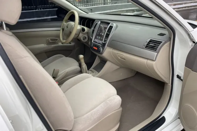 2016 Nissan Sylphy 1.6L 117HP L4 5MT,autocango,china used car exporter,china ev exporter,chinese used car exporter,chinese used ev exporter
