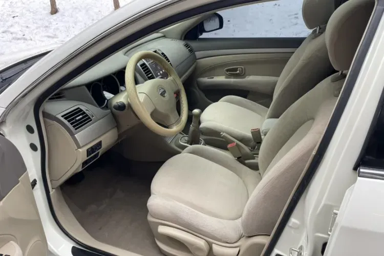 2016 Nissan Sylphy 1.6L 117HP L4 5MT,autocango,china used car exporter,china ev exporter,chinese used car exporter,chinese used ev exporter