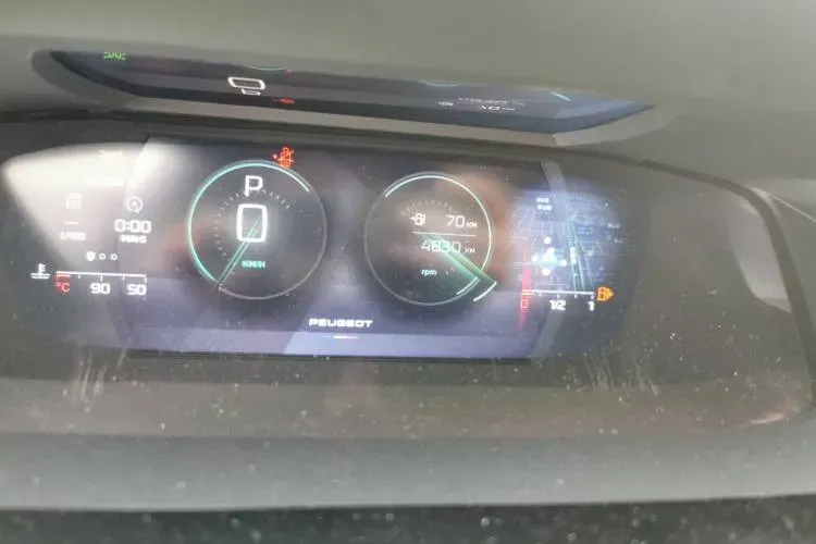 2023 Peugeot 408X 1.6T 175HP L4 8AT,autocango,china used car exporter,china ev exporter,chinese used car exporter,chinese used ev exporter