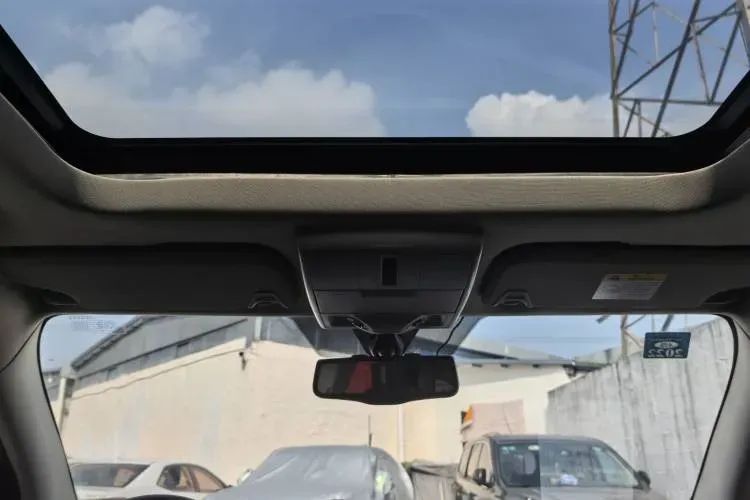 2013 Dodge JCUV 2.4L 170HP L4 6AT,autocango,china used car exporter,china ev exporter,chinese used car exporter,chinese used ev exporter