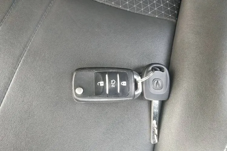 2018 ChangAn Alsvin 1.4L 101HP L4 5MT,autocango,china used car exporter,china ev exporter,chinese used car exporter,chinese used ev exporter