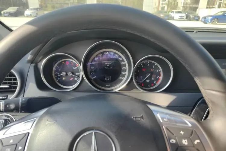 2013 Mercedes-Benz C Class 1.8T 156HP L4 7AT,autocango,china used car exporter,china ev exporter,chinese used car exporter,chinese used ev exporter