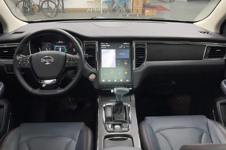 2021 SWM G05 1.5T 156HP L4 6AT,autocango,china used car exporter,china ev exporter,chinese used car exporter,chinese used ev exporter