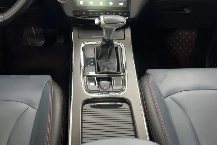 2021 SWM G05 1.5T 156HP L4 6AT,autocango,china used car exporter,china ev exporter,chinese used car exporter,chinese used ev exporter