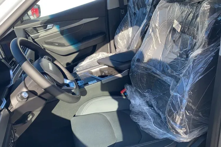 2022 Soueast DX8S 1.5T 156HP L4 6DCT,autocango,china used car exporter,china ev exporter,chinese used car exporter,chinese used ev exporter