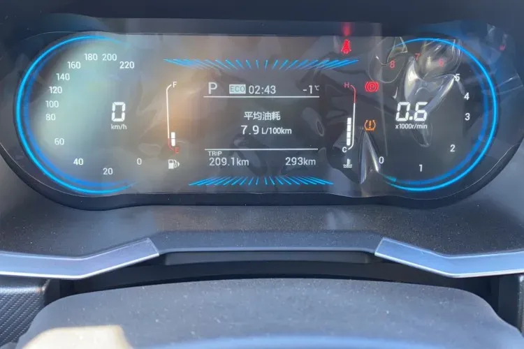 2022 Soueast DX8S 1.5T 156HP L4 6DCT,autocango,china used car exporter,china ev exporter,chinese used car exporter,chinese used ev exporter