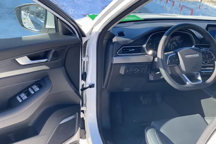 2022 Soueast DX8S 1.5T 156HP L4 6DCT,autocango,china used car exporter,china ev exporter,chinese used car exporter,chinese used ev exporter