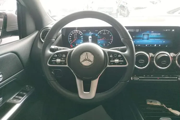 2021 Mercedes-Benz B Class 1.3T 163HP L4 7DCT,autocango,china used car exporter,china ev exporter,chinese used car exporter,chinese used ev exporter