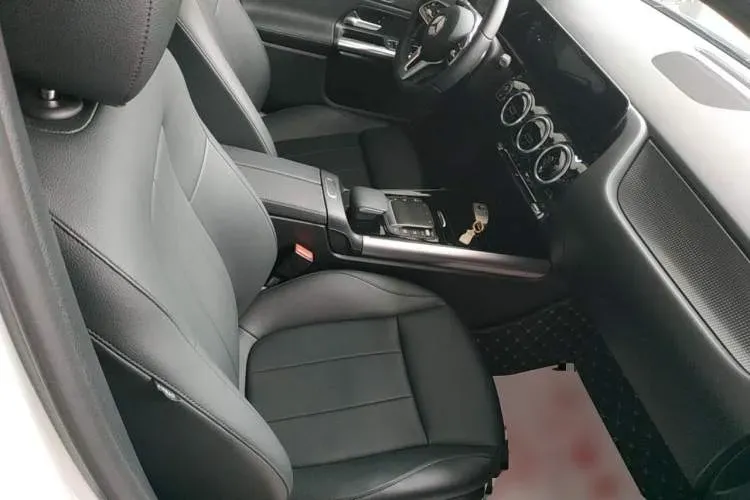 2021 Mercedes-Benz B Class 1.3T 163HP L4 7DCT,autocango,china used car exporter,china ev exporter,chinese used car exporter,chinese used ev exporter
