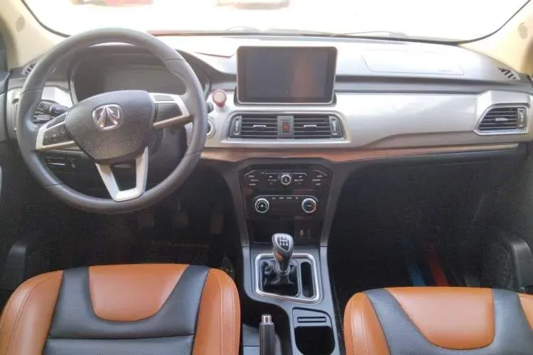 2017 BAIC WeiWang M50F 1.5L 116HP L4 5MT,autocango,china used car exporter,china ev exporter,chinese used car exporter,chinese used ev exporter