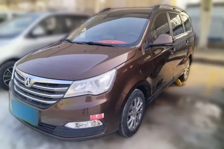 2017 BAIC WeiWang M50F 1.5L 116HP L4 5MT,autocango,china used car exporter,china ev exporter,chinese used car exporter,chinese used ev exporter