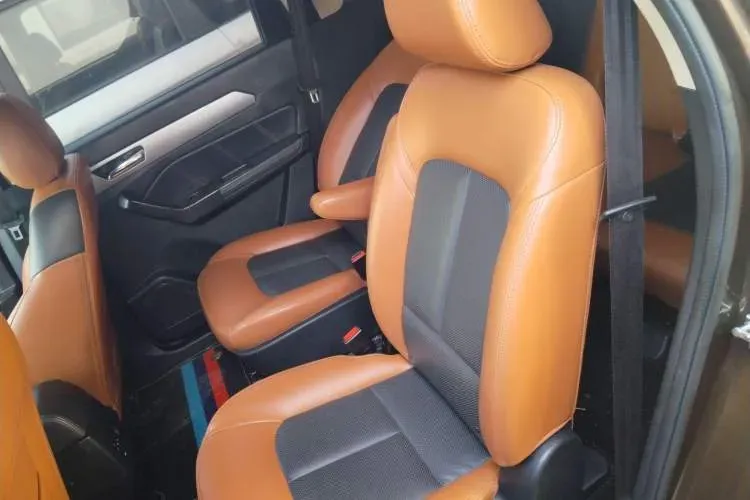 2017 BAIC WeiWang M50F 1.5L 116HP L4 5MT,autocango,china used car exporter,china ev exporter,chinese used car exporter,chinese used ev exporter