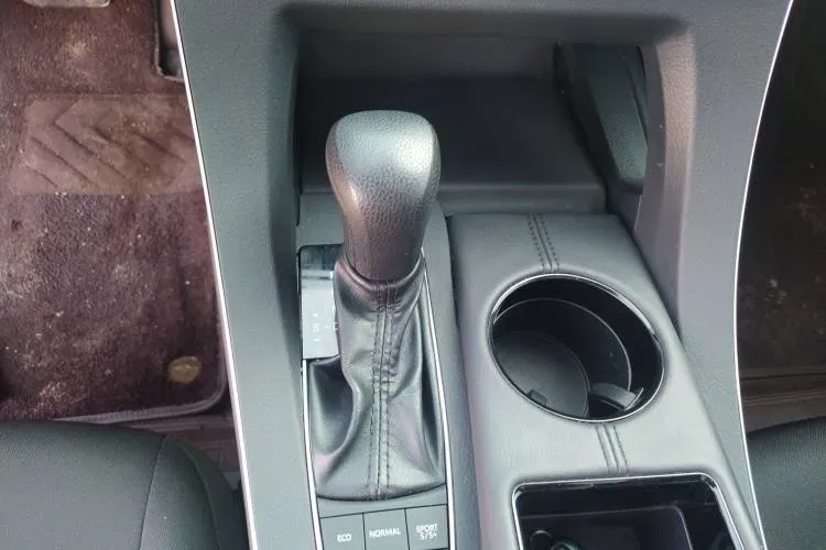 2019 Toyota Avalon 2.5L 209HP L4 8AT,autocango,china used car exporter,china ev exporter,chinese used car exporter,chinese used ev exporter