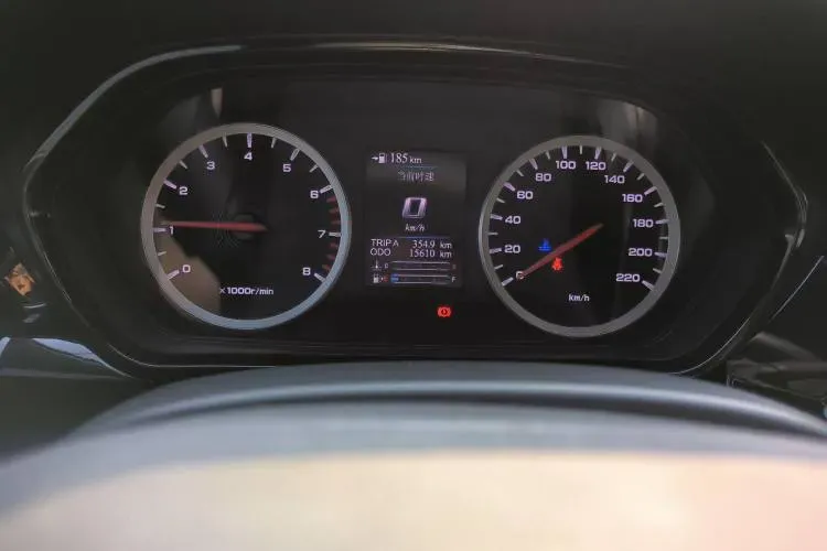 2019 HaiMa 8S 1.6T 195HP L4 6MT,autocango,china used car exporter,china ev exporter,chinese used car exporter,chinese used ev exporter