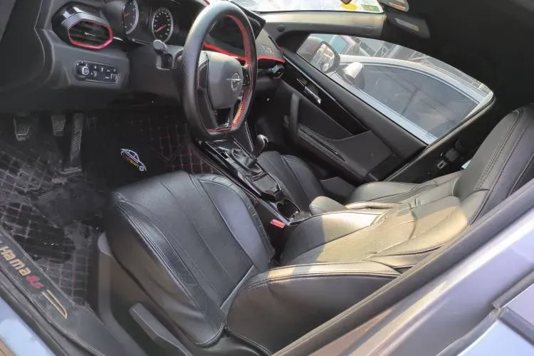 2019 HaiMa 8S 1.6T 195HP L4 6MT,autocango,china used car exporter,china ev exporter,chinese used car exporter,chinese used ev exporter