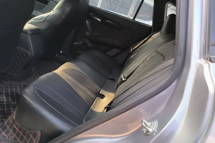 2019 HaiMa 8S 1.6T 195HP L4 6MT,autocango,china used car exporter,china ev exporter,chinese used car exporter,chinese used ev exporter