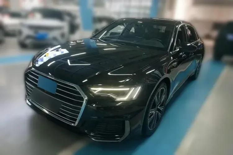2019 Audi A6L 2.0T 224HP L4 7DCT,autocango,china used car exporter,china ev exporter,chinese used car exporter,chinese used ev exporter