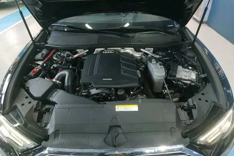 2019 Audi A6L 2.0T 224HP L4 7DCT,autocango,china used car exporter,china ev exporter,chinese used car exporter,chinese used ev exporter