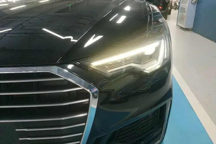 2019 Audi A6L 2.0T 224HP L4 7DCT,autocango,china used car exporter,china ev exporter,chinese used car exporter,chinese used ev exporter